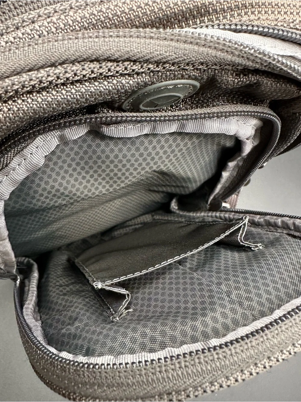 Tumi tech black